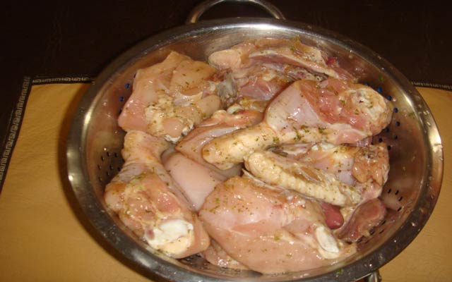 Pica pollo o pollo frito dominicano