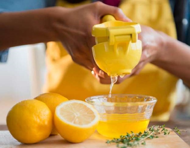 Limón con aceite de oliva