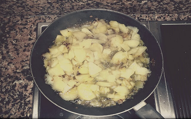 Tortilla de patatas sin huevo