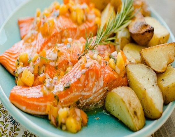 salmon al horno en salsa de cilantro
