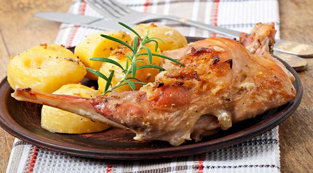 Receta de Conejo al Horno con Patatas